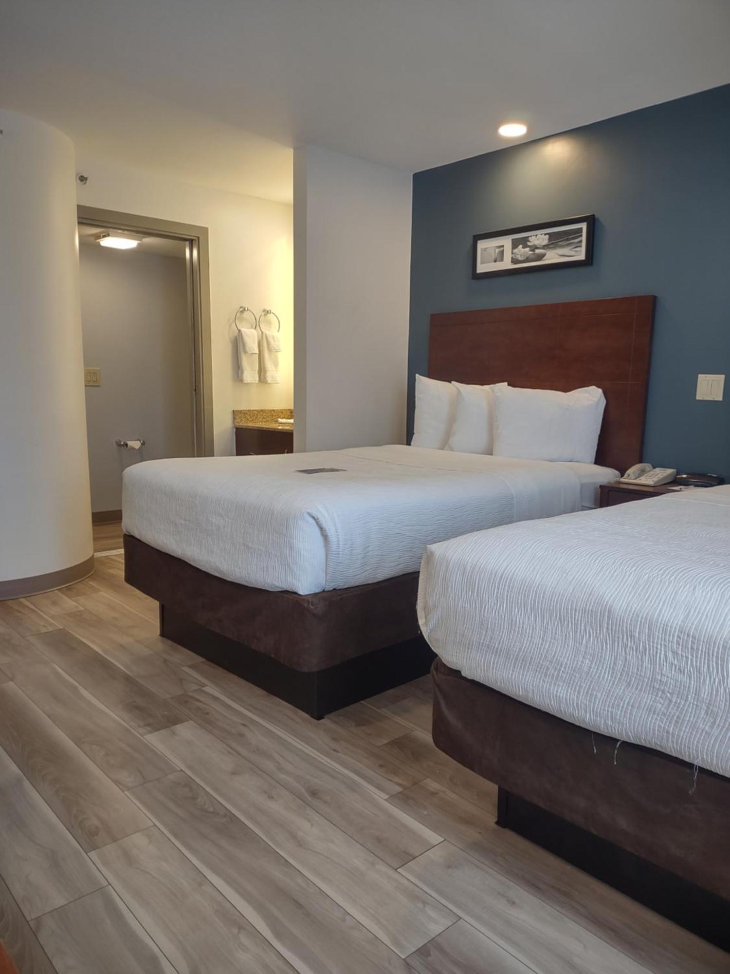 Baymont By Wyndham Flat Rock Hotel Buitenkant foto