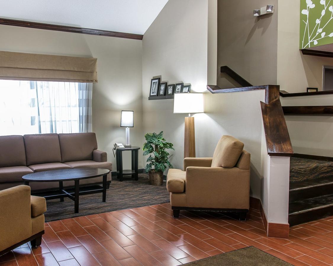 Baymont By Wyndham Flat Rock Hotel Buitenkant foto